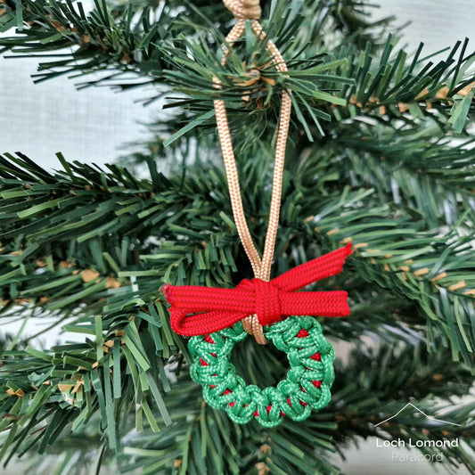 Red & Green Paracord Mini Wreath Tree Decoration